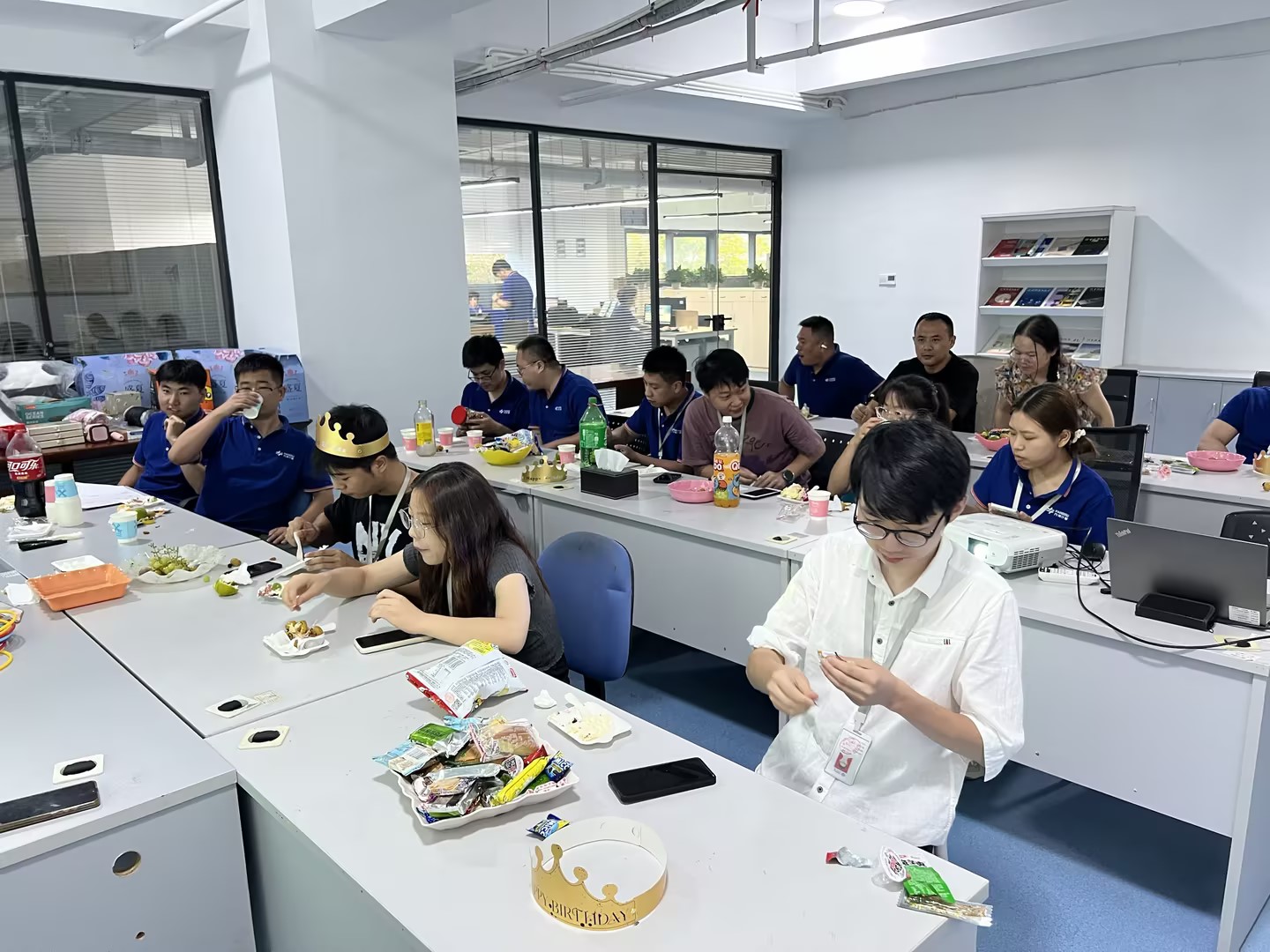 香港本港六最快开奖